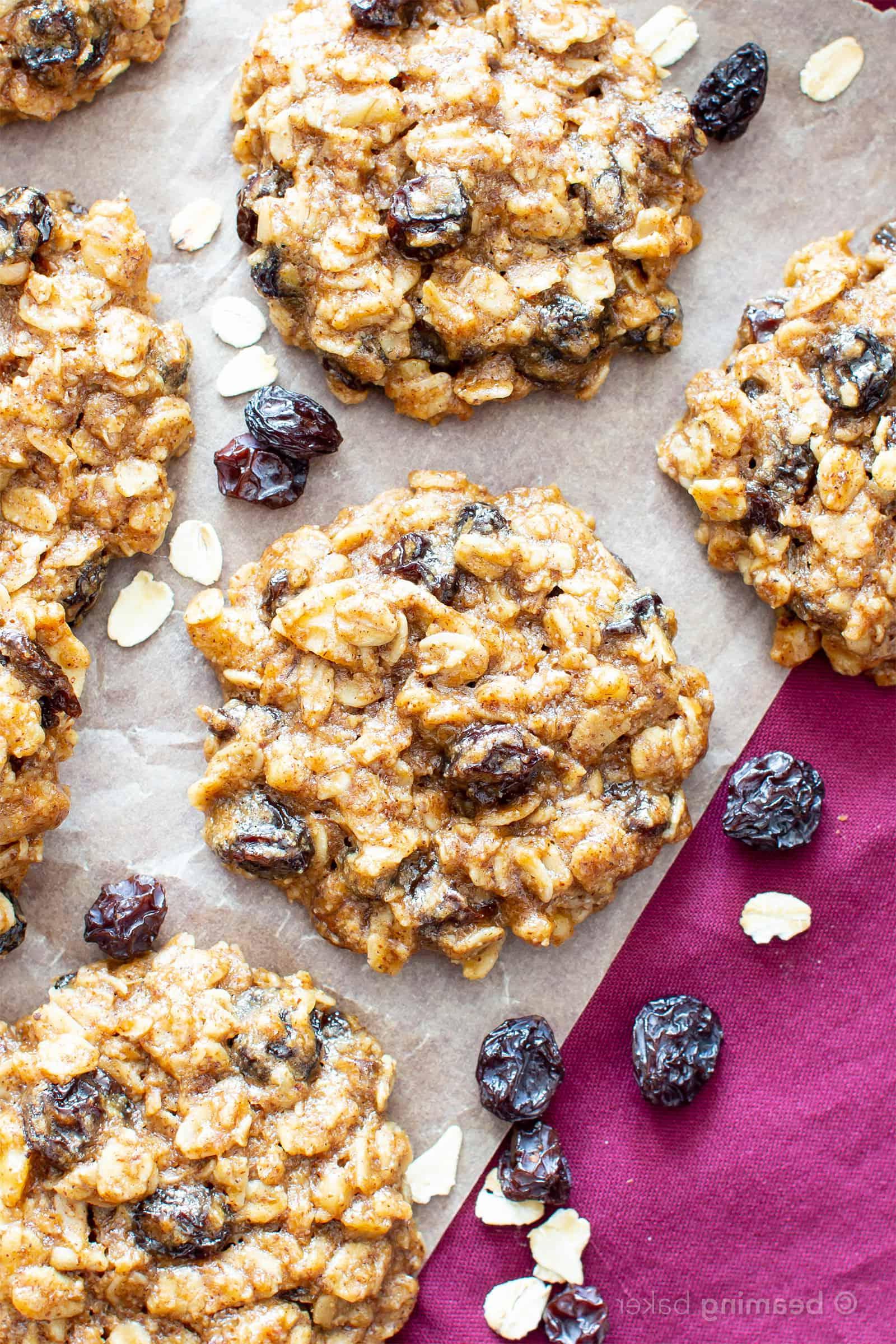 Das Geheimnis kaubarer Hafer-Rosinen-Kekse: Vegan, glutenfrei und voller natürlicher Aromen. Ein Rezept zum Verlieben.
