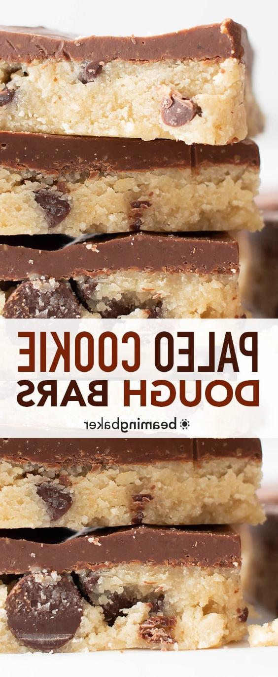 Paleo Keksteig Riegel (Glutenfrei): Ein köstliches Mandelmehl-Rezept, sicher zum Naschen, kein Backen nötig. Eifrei, Vegan, Milchfrei, Ohne raffinierten Zucker. #Vegan #Paleo #Keksteig #Schokolade | Rezept auf BeamingBaker.com