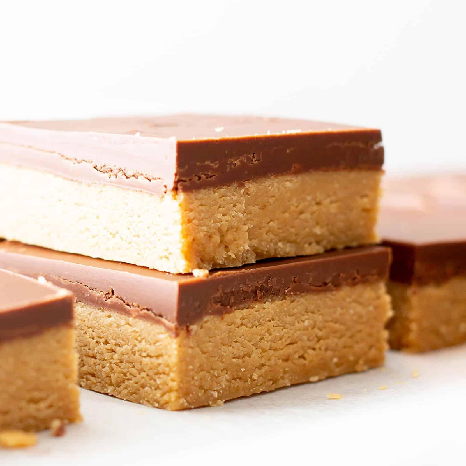 Kleine Portion Erdnussbutter-Schoko-Riegel