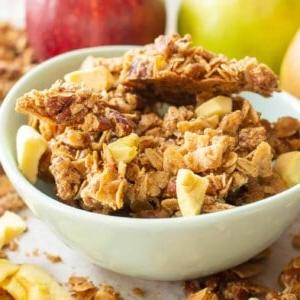 **Apfel-Zimt glutenfreies selbstgemachtes Granola Rezept** 7 img 6 350