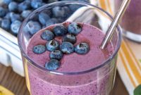 Energizing Blueberry Banana Green Smoothie