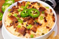 Creamy Slow Cooker Bacon Jalapeño Popper Dip