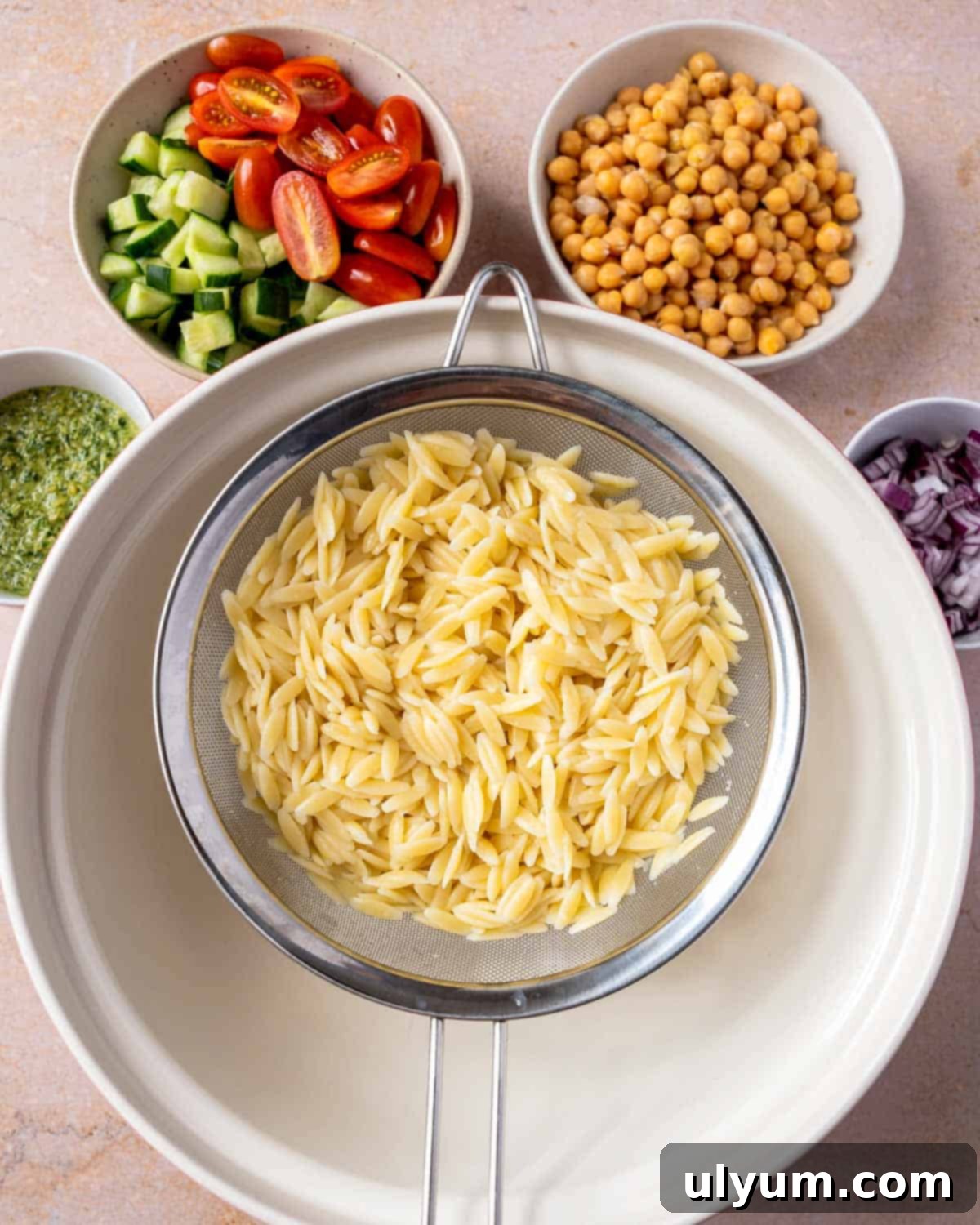 Cooked orzo.