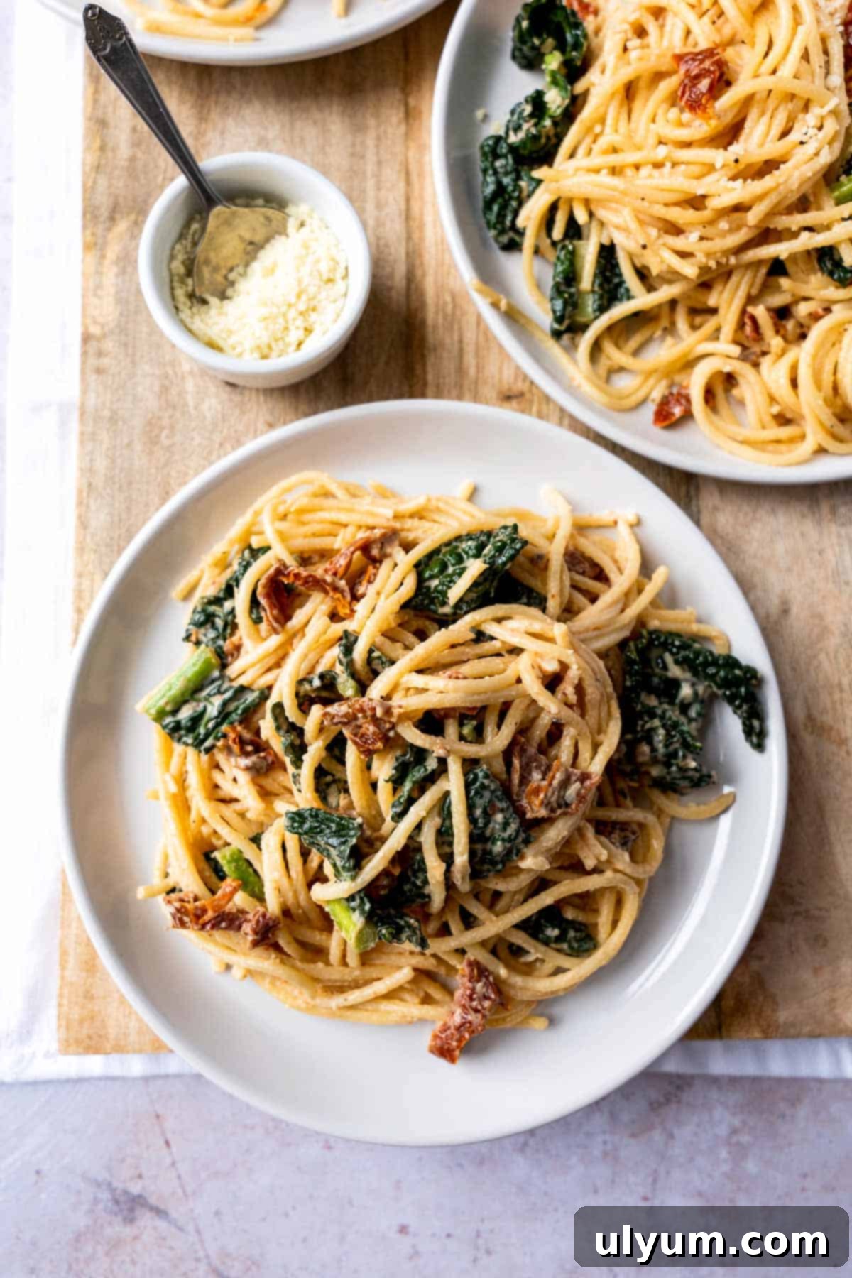 Creamy kale pasta.