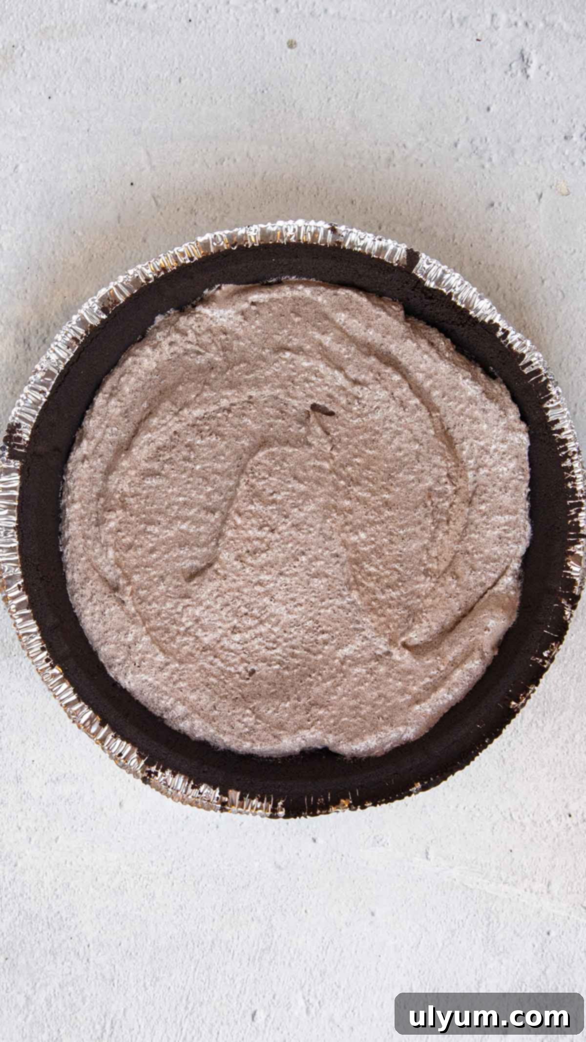 No-Bake 3-Ingredient Oreo Dream 6 Oreo pie filling in an Oreo pie shell