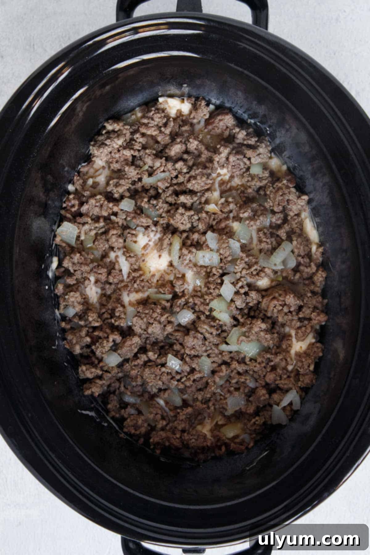 Crockpot Hamburger Hashbrown Casserole layer of beef