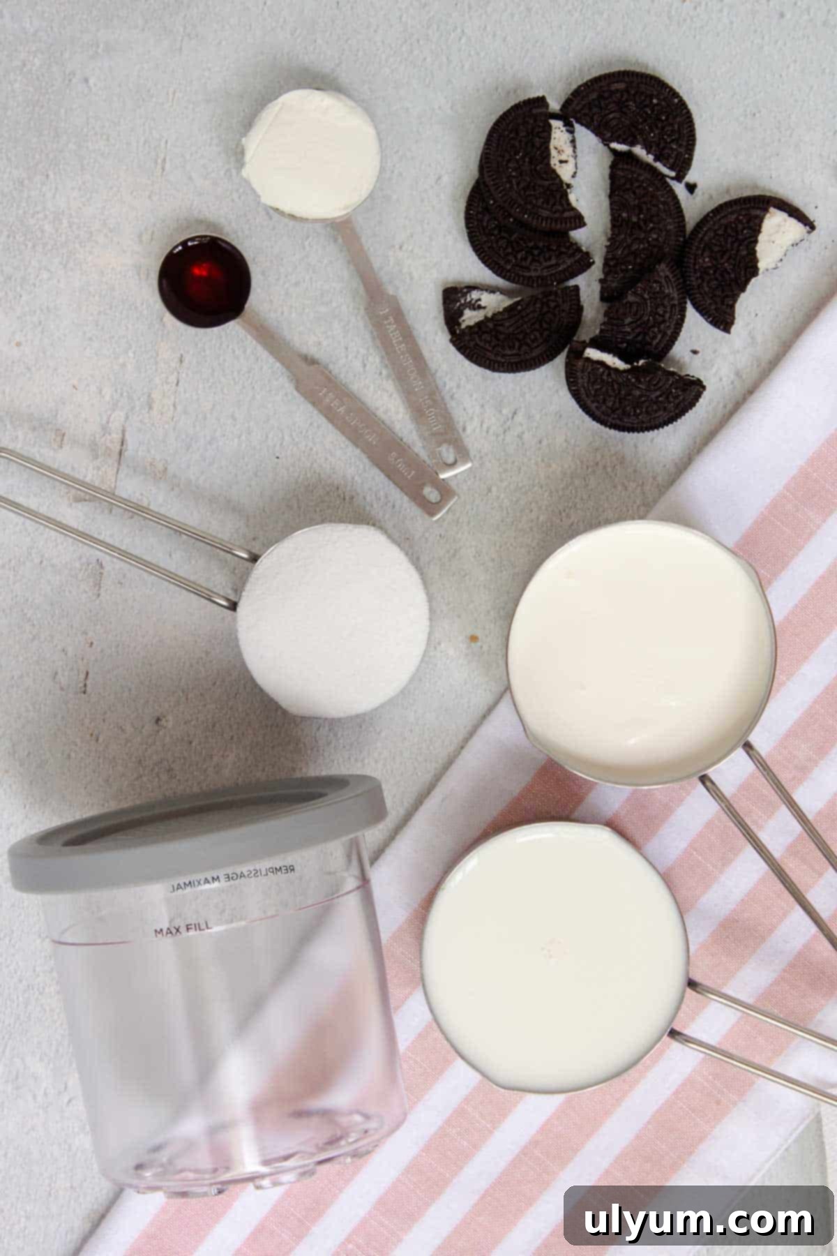 Ninja Creami Cookies and Cream Ice Cream Ingredients