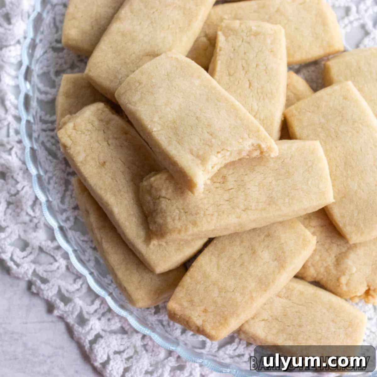 Delicious 3-ingredient Brown Sugar Cookies.