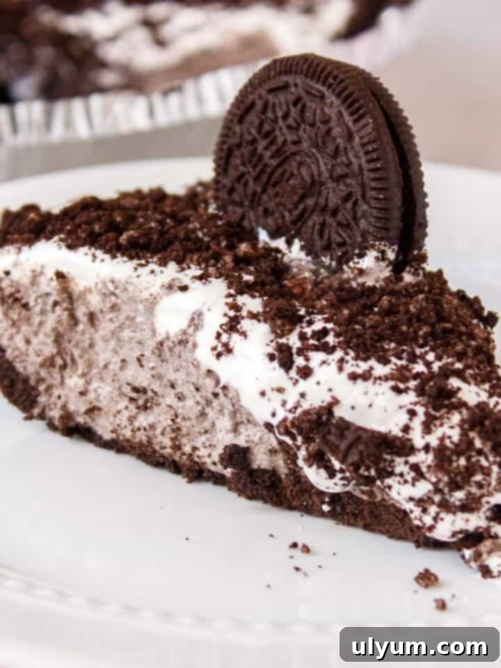 3-Ingredient Oreo Pie, a no-bake dessert.