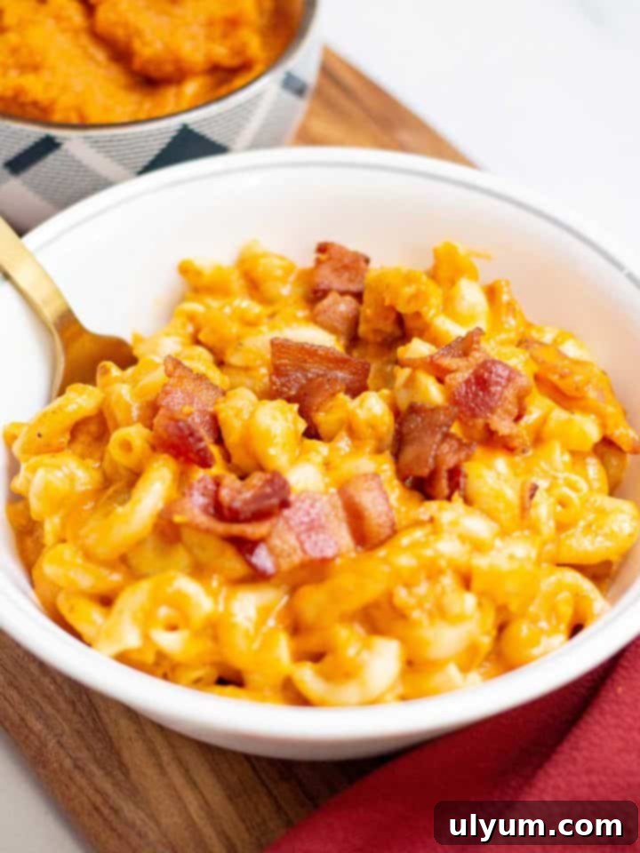 Instant Pot Pumpkin Mac and Cheese with Bacon